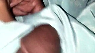 Sexy Gay Man Masturbating With Hot Aunty Reshmi Shalwar 😍