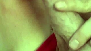 Watch this blowjob on a monster cock, so intense! 😏