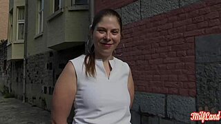 alice milf gourmande with overflowing libido part 1