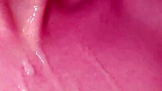 Kinky honey gets cumshot on face swallowing all cum 😏