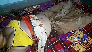 Check out this sexy young Indian amateur homemade video