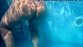 Underwater Pawg Bathing In Public 4K