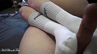 Sexy Footjob in Long Socks by Miley Grey 😍