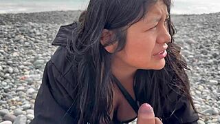 I met the Peruvian on the beach, she drank all my cum