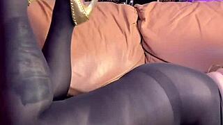 Wow, Masturbation in Black Pantyhose Drives Me Wild!