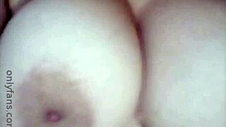 huge tits cam girl showing off