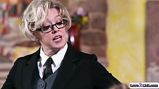 milf rims hentai fan in wild roleplay session