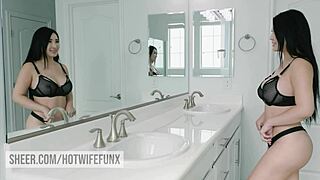 Sexy hotwife suki sin takes some sexy pics for her missing hubby