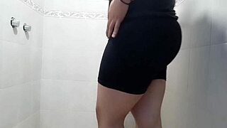 Masturbating in Bathroom with Vibrator Pt1