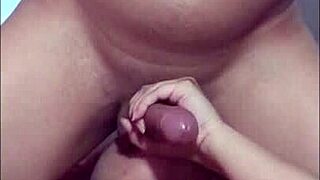 Horny Colombian Amateur Gives Intense Blowjob to Big Cock in Homemade Setting