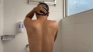 Masturbo A Mi Padrastro Y Se Corre En Mi Culo