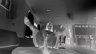 Bootylicious Curvy Milf Jenna Starr Rides