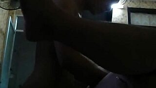 i'm le anh kien and i fucks bareback with this twink oh godd