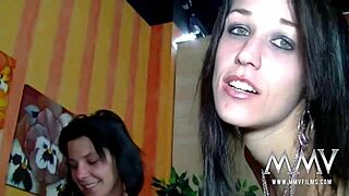 watch this german brunette couple in doggystyle licking and cumshot