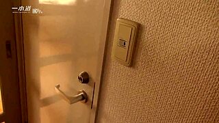 Cute asian ami performs shaved blowjob and handjob in gay scene