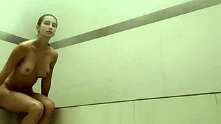 Hey, after the gym, wanna join me at the hammam for a shower?