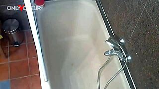 I Watched Homemade Voyeur Chubby Teen 18+ Masturbate To Strong Orgasm In Bathtub