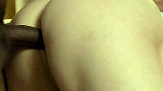 scarlett alexis battles hung stud for milf lauren phillips’ wet pussy