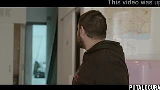 Annie swallows boyfriend's cum 😋