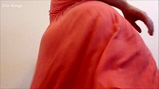 take a peek up my skirt while i shake my ass ellie rowyn