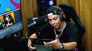 Sexo no Podcast: Ela Tirou o Pau pra Fora e Usou Brinquedo. Havena Cep Punheta Gostosa no Red Sheer