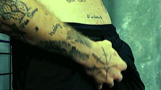 chris damned pounds beau butlers butt fast & hard - nextdoorbuddies