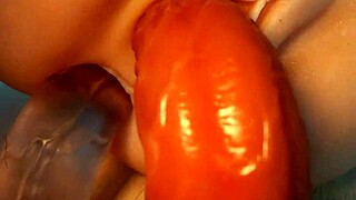 both holes can be used both can be inserted with double penetration