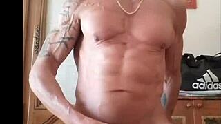 damn, awesome anal banging with my plug, huge cumshot 💦