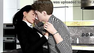 aint gonna b no side peice issa - from episode 6 pt 2 sfw version