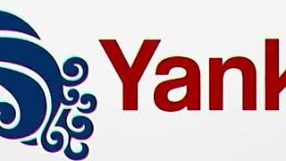 Yanks - Quiet Cummer Sydney Paige Gets Off on the Couch with Wet Pussy and Ass