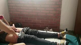 Jovencita Cachonda Me Masturba Y Me Saca La Leche Con Su Boca