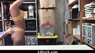 what did the mall cop find when he discovered sophia leone had stolen multiple pieces? lifterx