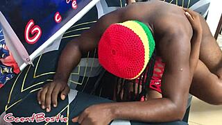 Sexy Mama Screaming While Taking Strong BBC From Gcent