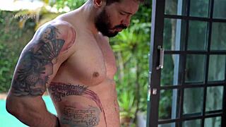 hairy pussy squirts deliciously in full video