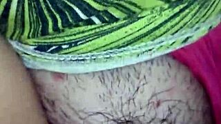 hey, watch this! he rubbed his huge cock on her pussy and pounded her hard for the bull!