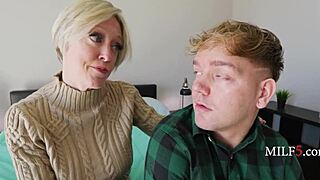 Ágyat osztani a mostohaanyával Dee Williamsszel teljesen félrement, ó ember