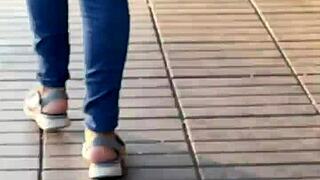 Latina woman in jeans