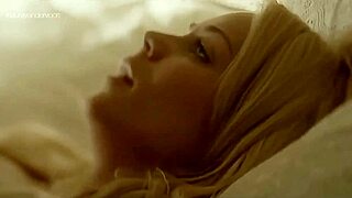 Holy cow, Laura Vandervoort's sexiest moments are just unreal!