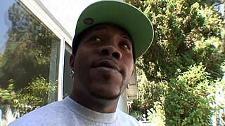 Lisa Ann, the big tit legend, handles Shorty Mac’s massive black dick