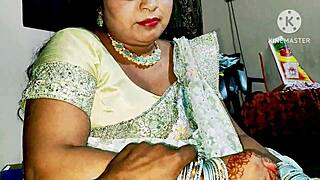 Conversational-Emoji shadi me ja rhi bhabhi ki wild chudai ho gayi yaar 🔥