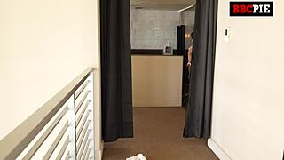 Hime Marie Begs For Stepbro's Attention After Washing In The Tub