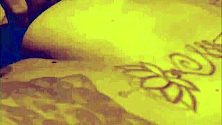 Tattooed amateur Caroleta Roots with big ass cums hard while licking and diving into her wet pussy on all fours