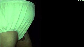 Bold Mature Woman Flashes Cock in Bar for Beer