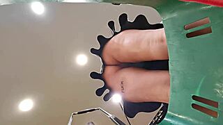 Tracking a stunning Mexican milf at the supermarket