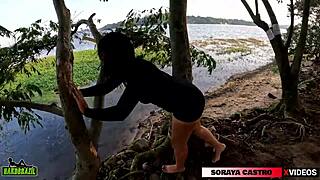 I’m giving my ass on an island with Cruz Fox