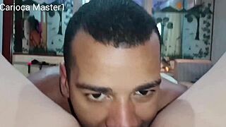 Branquinha Risadinha Levando Gozada