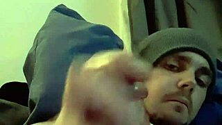 solo masturbation tease with rookie levi lust, just chilling and pleasuring herself