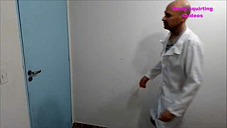 cleaning lady sucks doctor hidden