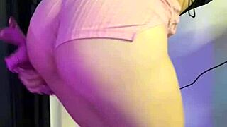 i'm cleaning in these super hot shorts, oops