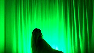 Sussy Enjoys Fun Activities at Home During Parents' Shopping Trip